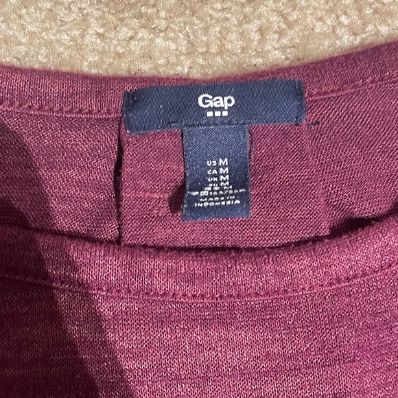 Gap Flowy Long Sleeved Shirt - Picture 2 of 3